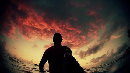 New!!rizzle Kicks - Traveller_s Chant Official Video