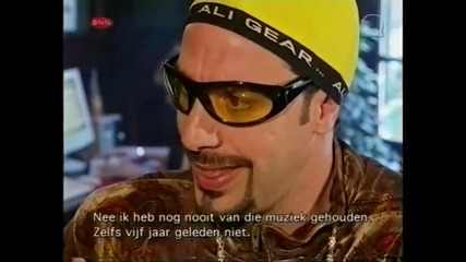 Ali G. Smokin Weed In The Bulldog Amsterdam