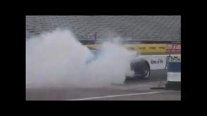 Toyota Supra Vs Nissan Skyline drag 
