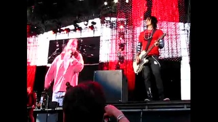 Guns N Roses - Sweet Child O Mine - Live in Helsinki 2010 