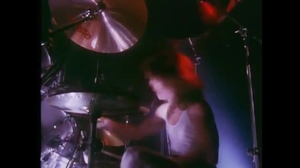 Iron Maiden - Run To The Hills
