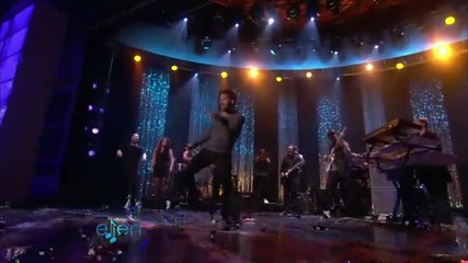 Ricky Martin - The Best Thing About Me is You ( Live on Ellen Degeneres ) 