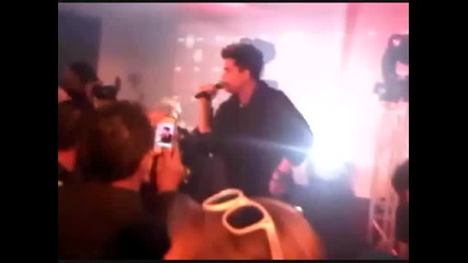 Adam Lambert - Trespassing (new) Live Q- Snowcase