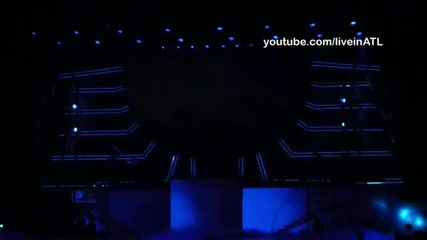 Britney Spears - Hold It Against Me на живо в Атланта F F T 17.7.11