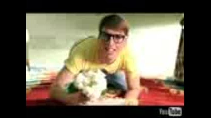 Touchmybodox8c6ysj.3gp