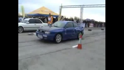 Audi S2 Coupe Vs Bmw E30 M5 Drag Race