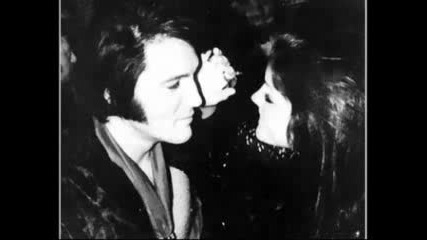 Elvis Presley - Besame Mucho