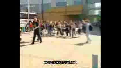 Bill and Tom Kaulitz in High School