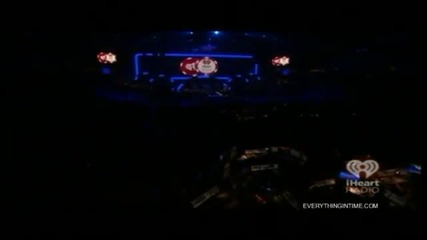No Doubt ~ Looking Hot ~ Live Iheartradio Festival 2012