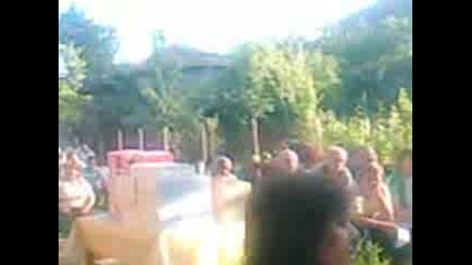 gosti ot indoneziq v bqla