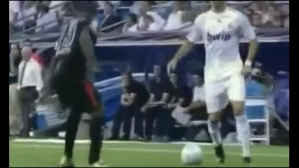 Cristiano Ronaldo - Real Madrid Skills Goals 2009/10 