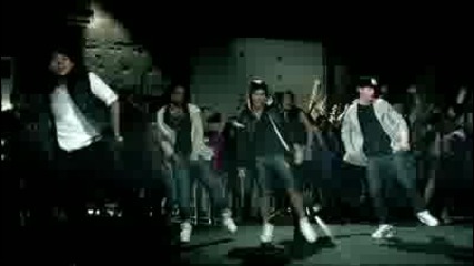 Boom Boom Satellites Feat. Tahj Mowry & Flo - Rida - Kick It Out 