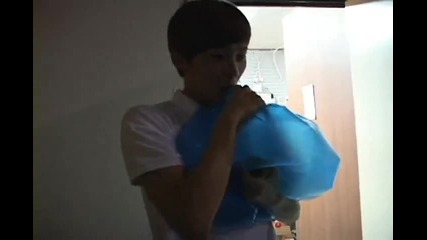 Teen Top ~ Helium ballons ~ `смях!!` Behind the scene Clap