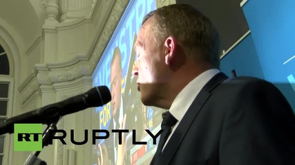 Министър-председателят на Дания Торинг-Шмид беше победена на изборите от опозиционния лидер Расмусен