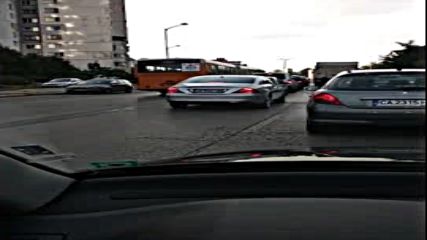 Автобус в насрещното