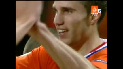 17.06 Холандия - Румъния 2:0 Робин Ван Перси гол