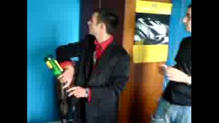 Mov00870.3gp