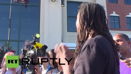 USA: Walter Scott shooting protest calls for emergency council meeting
