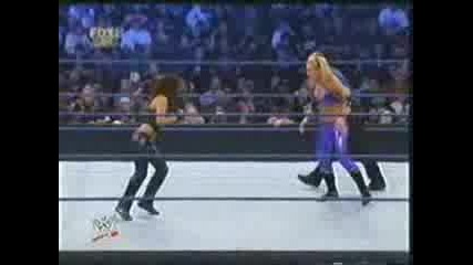 Layla Vs Michelle Mccool