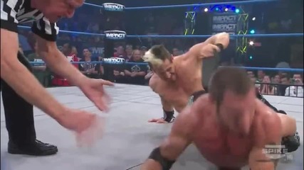 Spinning Inverted Figure 4 Leg Lock - Alex Shelley