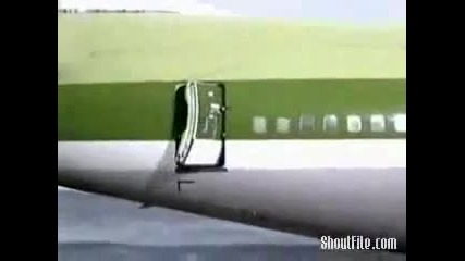 самолетна катастрофа ууникално видео 