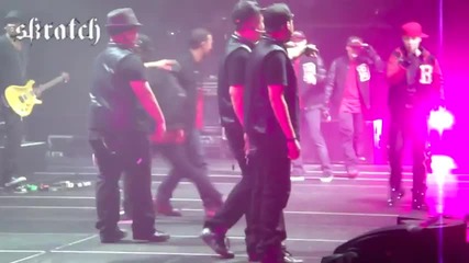Justin Bieber -live in Singapore 2011 - Look at me Now