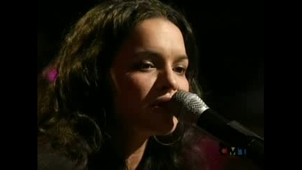 Norah Jones - I Don`t Want To Get Over You