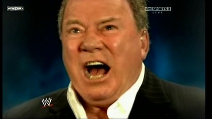 William Shatner пее интро песните на кечисти от Wwe 