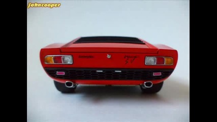 1:18 Lamborghini Miura Sv