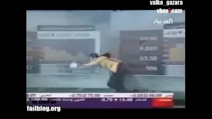воедеща се спъва в ефир 