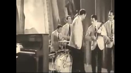 Yolanda Be Cool - We No Speak Americano (fan Video) 