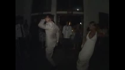Ето Това Се Казва Сватбен Танц !