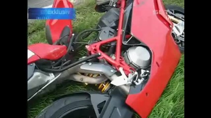 German ghostrider crashes at 140km h 