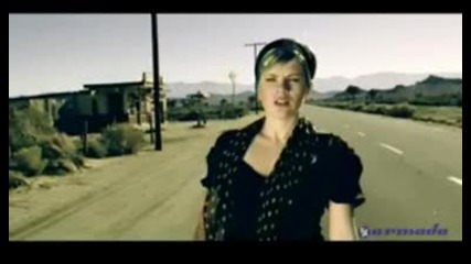 Dash Berlin with Cerf Mitiska Jaren - Man On The Run (official Music Video)