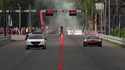 Mercedes E63 Renntech vs Corvette Zr1 V&s
