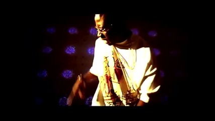 Shoulder Lean [featuring T.i.] (video) Mtv - Regular Versio