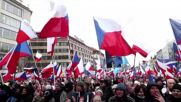 Хиляди на антиправителствен протест в Прага