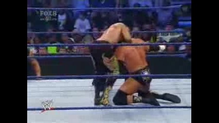 Разбиване - Triple H Vs. Chavo Guerrero! 