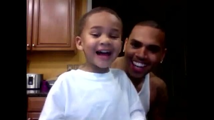Lil Drew & Chris Brown пеят песен на Soulja Boy