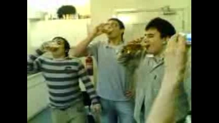 Луд Пие Бира За 3 Секунди !