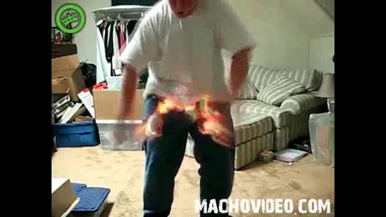Пълен идиот си запали...