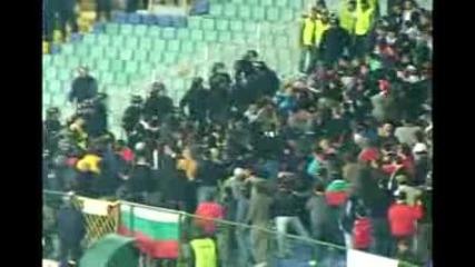 Bulgarian Hooligans Against Italy