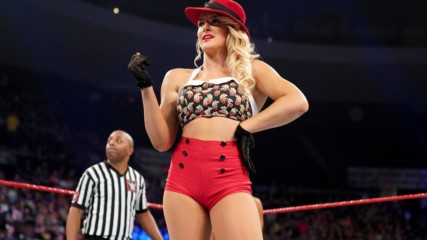 Becky Lynch gets her hands on Lacey Evans: Raw, May 6, 2019