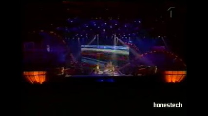 Spice Girls - Live in Istanbul - 08 - 2 Become 1