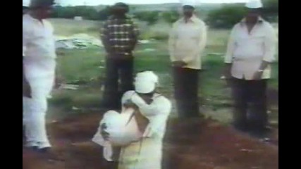 Andhaa Kaanoon 01_48_07-01_50_00 [високо качество и голям размер]