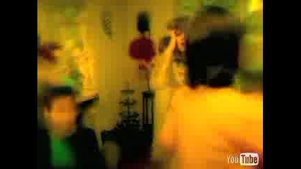 The Raincoats - Dont Be Mean