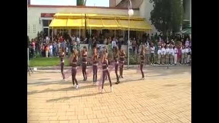 Az i moite priqtelki