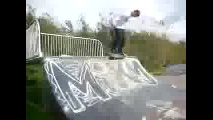 Frontside Kick Flip