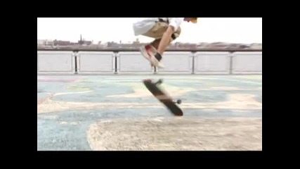 Skateboarding [new York City ]