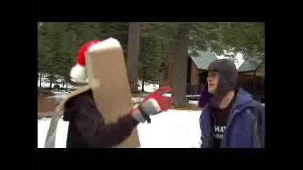 Пародия - Коледата На Човекът - Кутия